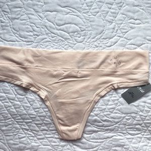 aerie Thong Panties Sz M NWT